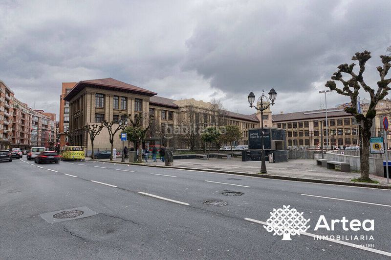 Foto c3c0eb61-ab1f-47ba-88dc-c84f0fbd0697. Miete etagenwohnung mit heizung in Ensanche - Moyua - Diputación Bilbao