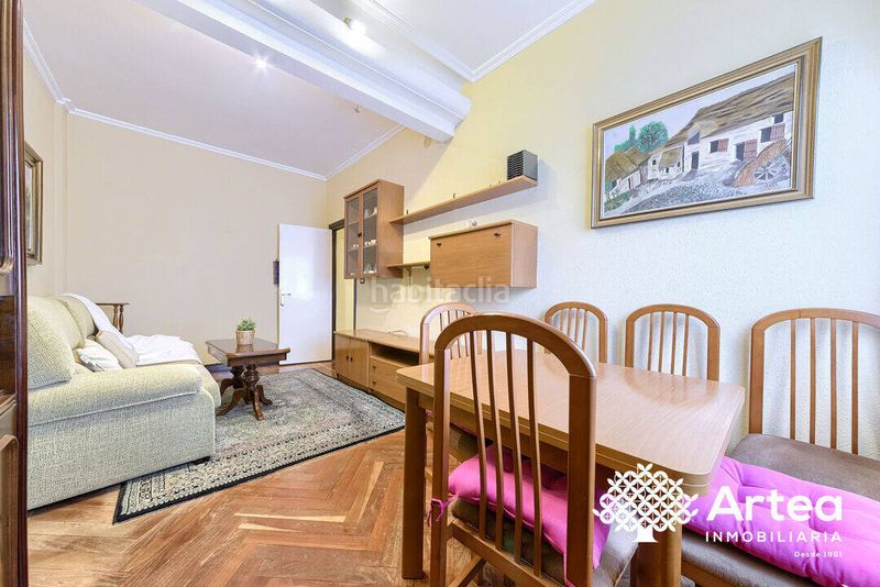 Foto ebccfc33-f029-4c61-a58c-5560b5e542bc. Miete etagenwohnung mit heizung in Ensanche - Moyua - Diputación Bilbao