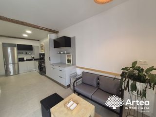 Rent Flat  Deustuibarra. Piso alquiler temporal en zorrozaurre, bilbao, con vistas a la r