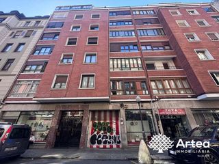 Aparcament cotxe a Calle Juan Ajuriaguerra Kalea