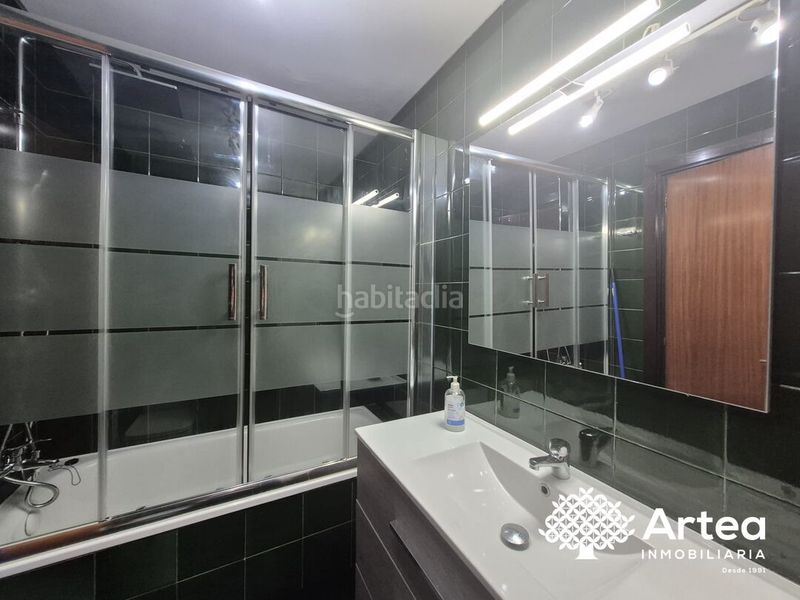 Foto fb4f2aee-97a8-4d07-8682-f5b55c891ac3. Alquiler piso  alquiler zona centro en Abandoibarra - Guggenheim Bilbao