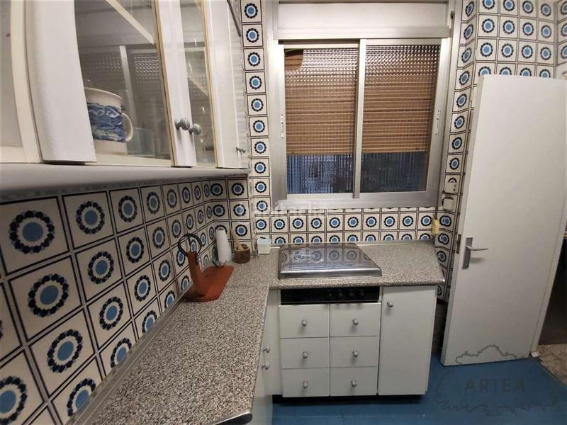 Foto 1c31e4e8-1d53-4787-b15b-59bbb579ea4a. Locale commerciale in sagarminaga kalea 48 in Santutxu-Basarrate Bilbao