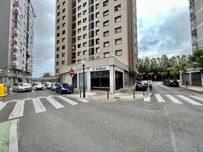 Foto bc493be6-266b-4b3c-901e-695de6a64797. Local comercial a Arteagabeitia - Retuerto - Kareaga Barakaldo