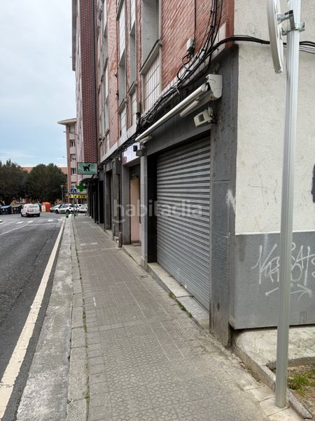 Foto 6b3debff-fa54-4076-99cd-d31321465344. Local comercial a aizpuru kalea 10 a Txabarri - La Unión - Vista Alegre Sestao