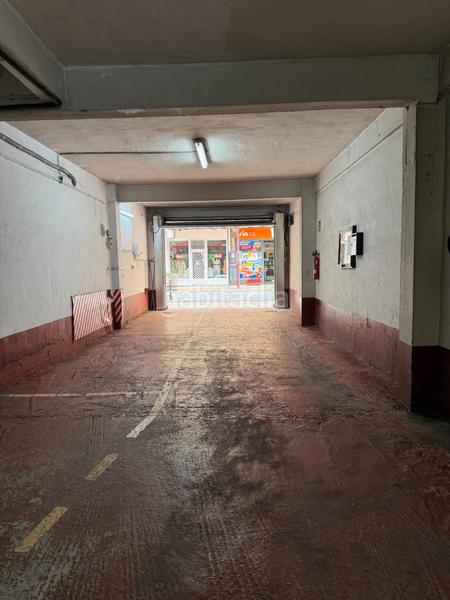 Foto 7c7c9772-995b-4542-b752-5dcfd432e746. Car parking in merindad de uribe kalea 6 in Centro Barakaldo