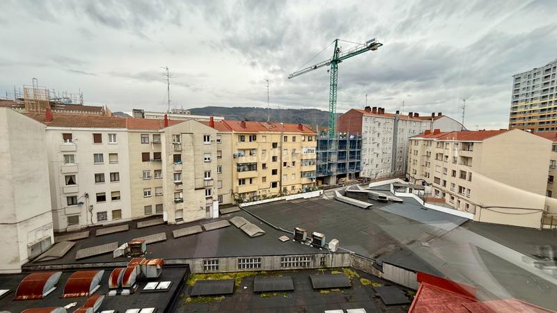 Foto f8cdc197-522e-4a7e-aa49-32cc2237599f. Appartement dans askatasun etorbidea 35 dans Bagatza - S. Vicente Barakaldo