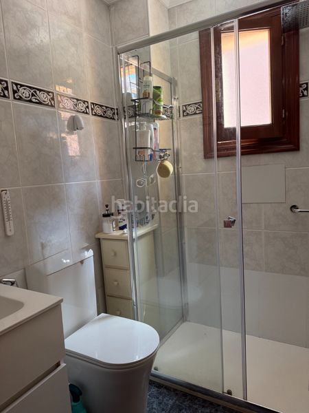 Foto f5d9f1cc-5e75-4745-b106-fbce1aa13e07. Pis a Cruces Barakaldo