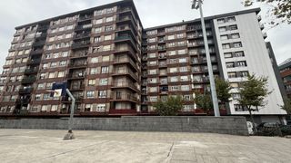 Pis a Mamariga kalea 40. Piso de 74 m, en mamariga, semi exterior .tres habitaciones, coc