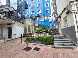 Local commercial  San kristobal kalea. ¡oportunidad en eibar! local comercial diáfano ideal como almacé