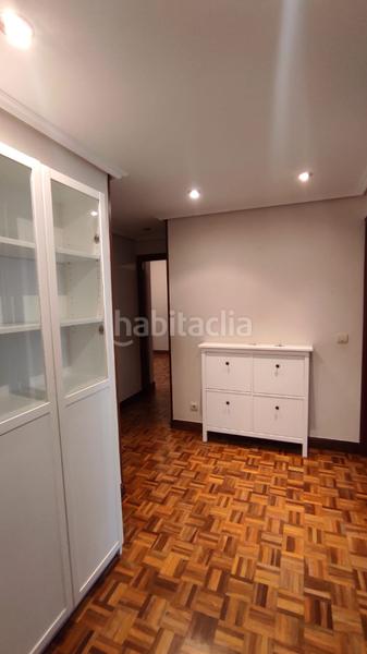 Foto 0ad489df-2647-412d-9127-61d4d65ed542. Pis a Ermua