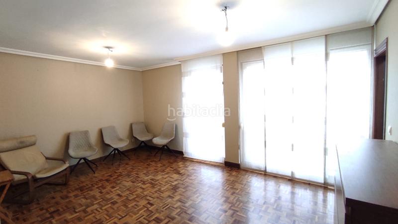 Foto 504e8341-ab7d-43dc-9531-dc273328b963. Pis a Ermua