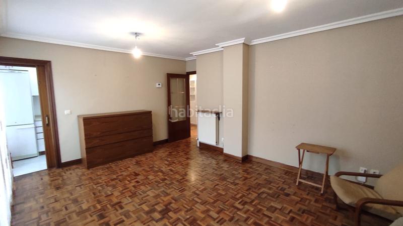 Foto 789db8f0-8467-447c-9bcc-9c5ea3a2feb2. Pis a Ermua