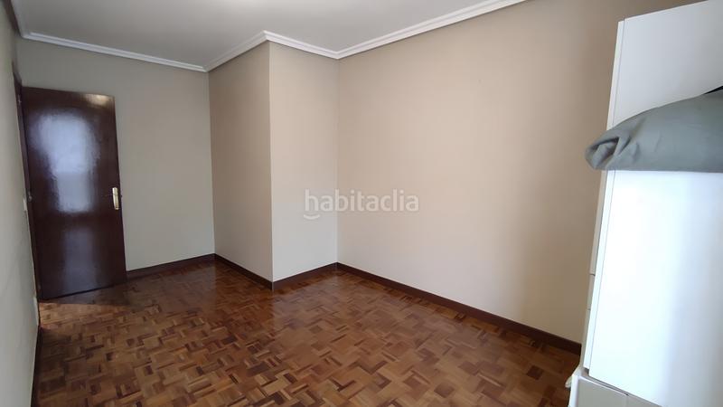 Foto 99d5d9b8-c021-4a86-a049-d80dedf94c53. Pis a Ermua