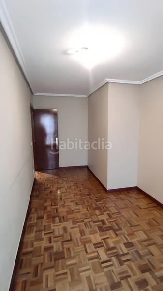 Foto a64d83e2-e5ea-4a89-8723-84a1747bc880. Pis a Ermua