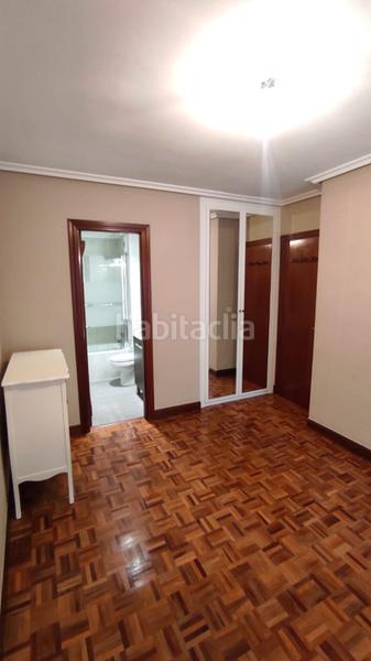 Foto b19f02ab-315b-4a63-ae12-347827c22c52. Pis a Ermua