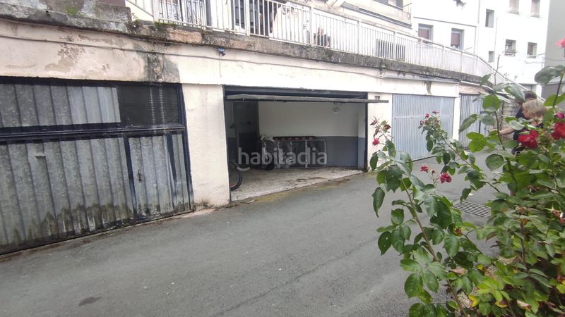 Foto 10eef6ad-2856-4a41-a7c2-17d12431c75e. Aparcament cotxe a Eibar