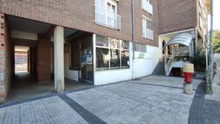 Lloguer Local Comercial  Urazandi kalea. Local comercial
