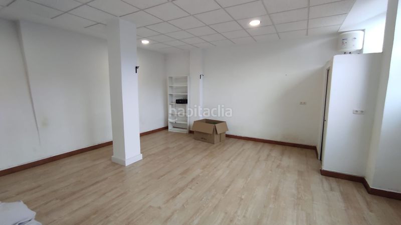 Foto cc638df4-49de-4fa7-8f04-bb68f3405caf. Local comercial a Eibar