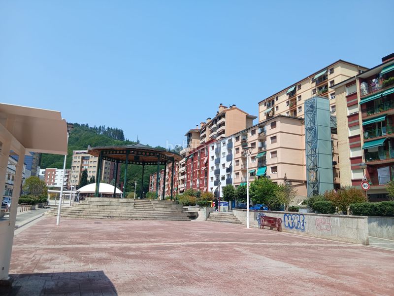Foto 8ede67c5-8849-407c-bdc7-76935d878afa. Pis a Ermua