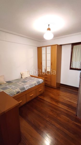 Foto b0b9edac-878a-4bb5-9214-54f52abcc599. Pis a Ermua