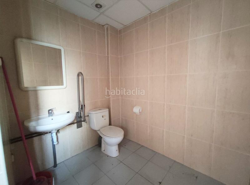Foto c80ab42b-5f56-4ed6-bfd4-151789885d07. Location local commercial dans Ermua