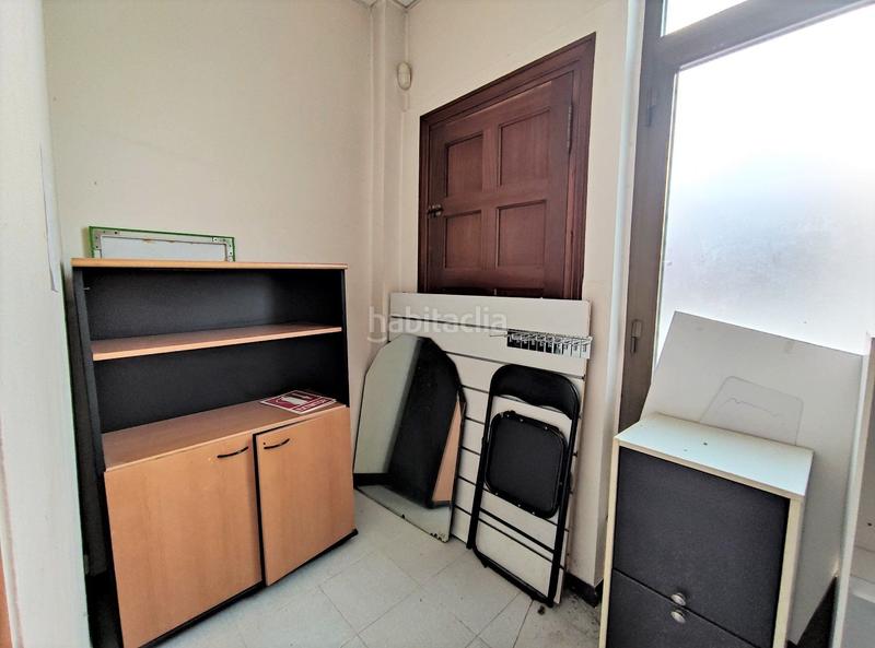 Foto fd5bca87-63d4-40d2-8e65-a1d39bf634e3. Location local commercial dans Ermua