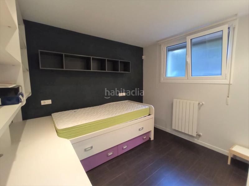 Foto 75df2a27-cce7-4a28-ab36-bf8e9c9fdd50. Piso en Eibar