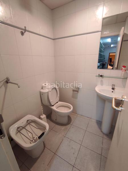 Foto 6b4c14ca-3751-46dd-b1c8-bac461cd0b08. Lloguer local comercial amb calefacció a Ermua