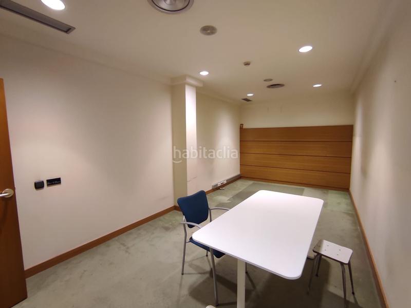 Foto 9e115548-fb90-4dae-9d3d-a1ba9fcb9539. Lloguer local comercial amb calefacció a Ermua