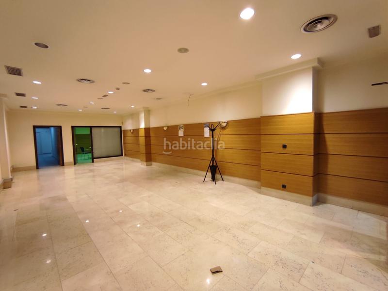 Foto bc35f6cf-a13d-45bf-898f-8df73d13876b. Lloguer local comercial amb calefacció a Ermua