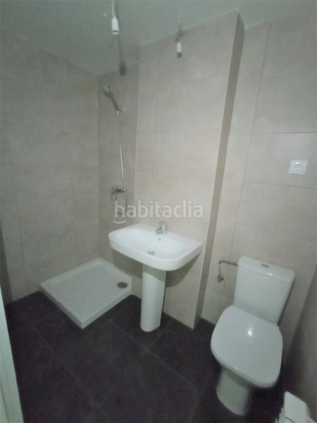 Foto 40f1f96d-cc4d-4a98-bf74-6c4ba0c31c0e. Pis amb calefacció aparcament a Ermua