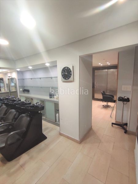 Foto 7b4276c4-73a9-40ff-9af0-9fe338514372. Locale commerciale con riscaldamento in Eibar
