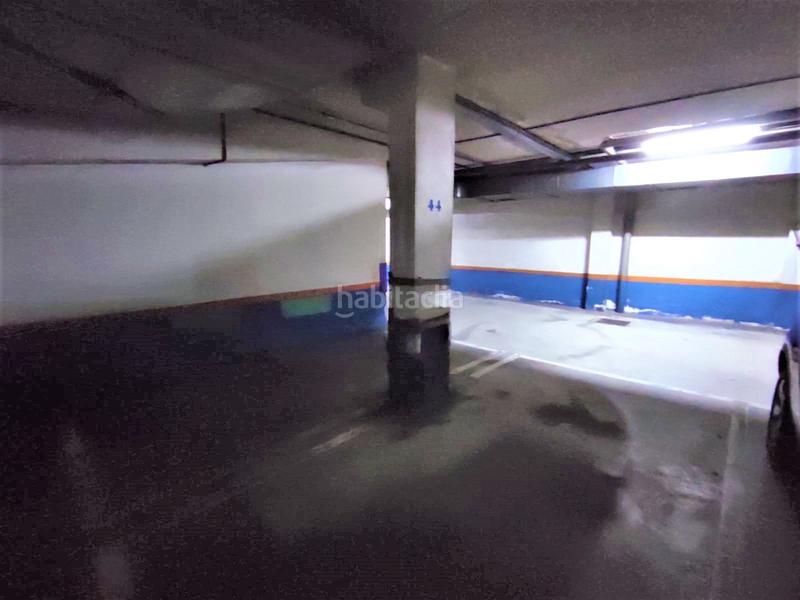 Foto e039e337-41b0-41d1-9bad-a3e4c6ee284b. Aparcament cotxe a Ermua