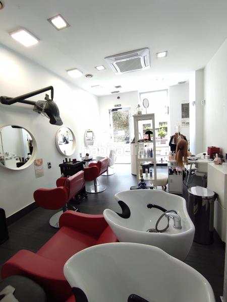 Foto a42caaaa-5b7f-45c3-8188-54c535c3a2ee. Location local commercial avec chauffage dans Ermua