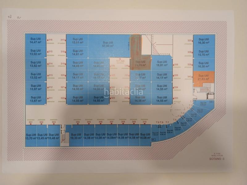 Foto dbb58561-b8cc-4d41-b9f9-e59681412993. Aparcament cotxe a Ermua