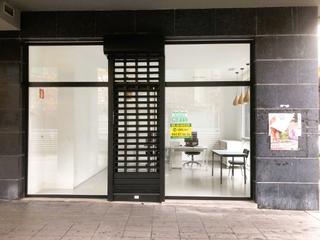 Location Local commercial  Ibiltokia san andres. Zona centro eibar. local con muchas posibilidades de negocio, co