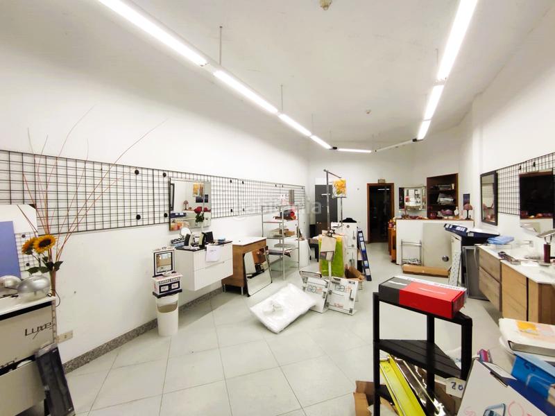 Foto d534a6b4-3fd4-48c3-a0c0-be488e3777d0. Local commercial dans Ermua