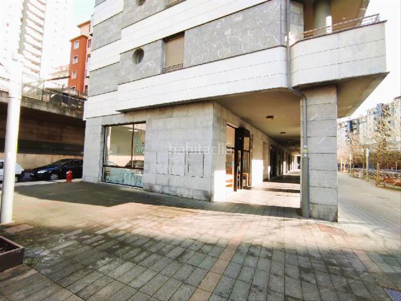 Foto 67ed6247-dcd5-43ca-a09d-3b1a3b0a1d87. Lloguer local comercial a Eibar