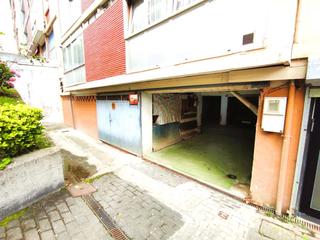 Aparcament cotxe  Ongarai kalea. Aldapa. parking abierto. oportunidad por zona.