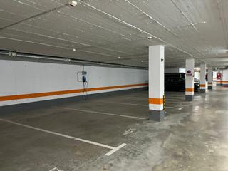 Aparcament cotxe  Ibiltokia san andres. Zona centro. en venta plazas de garaje en abierto. en concesión