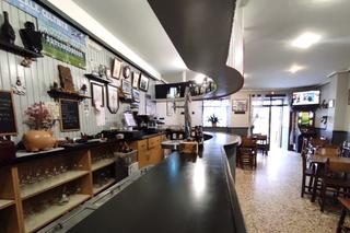 Local commercial à Bittor sarasketa kalea 12. ¡oportunidad única! se vende bar de comidas en pleno funcionamie