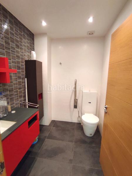 Foto 81c68f91-a87f-4c3f-87a7-058b562e51e6. Local commercial dans Ermua