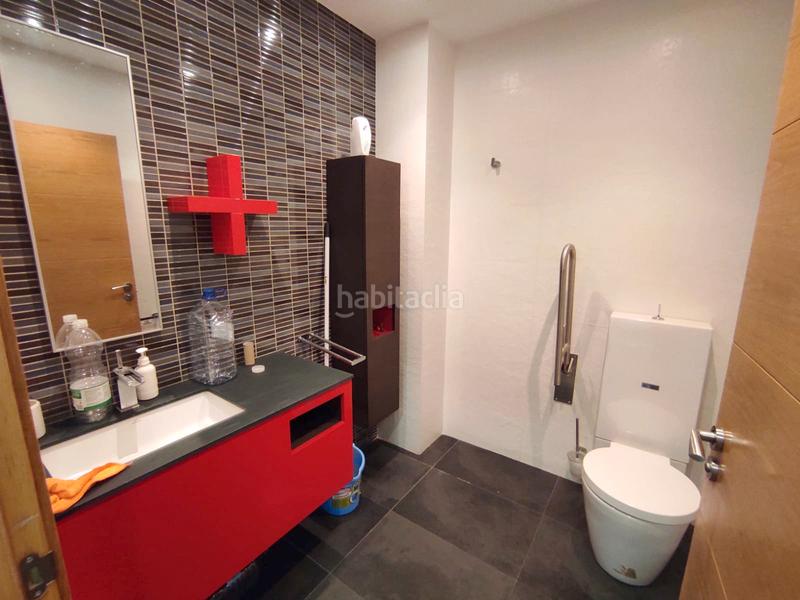 Foto b7726735-0646-4fe1-a46e-23fc4f817885. Local commercial dans Ermua