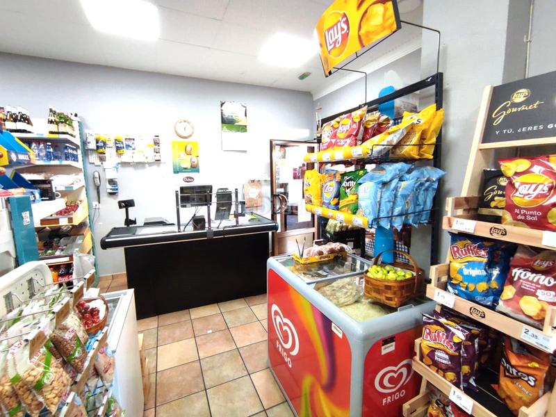 Foto 43e62c6d-7161-4b96-92d3-ecc8f761e0e4. Lloguer local comercial a Eibar