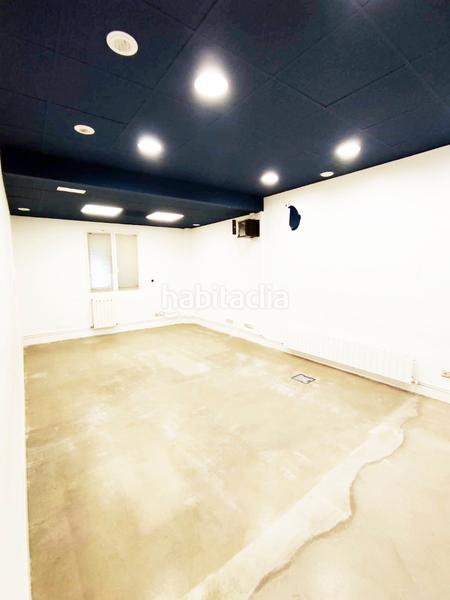 Foto 299bd306-85ee-4ba5-a1e4-02ba9e3dccd8. Lloguer local comercial a Eibar