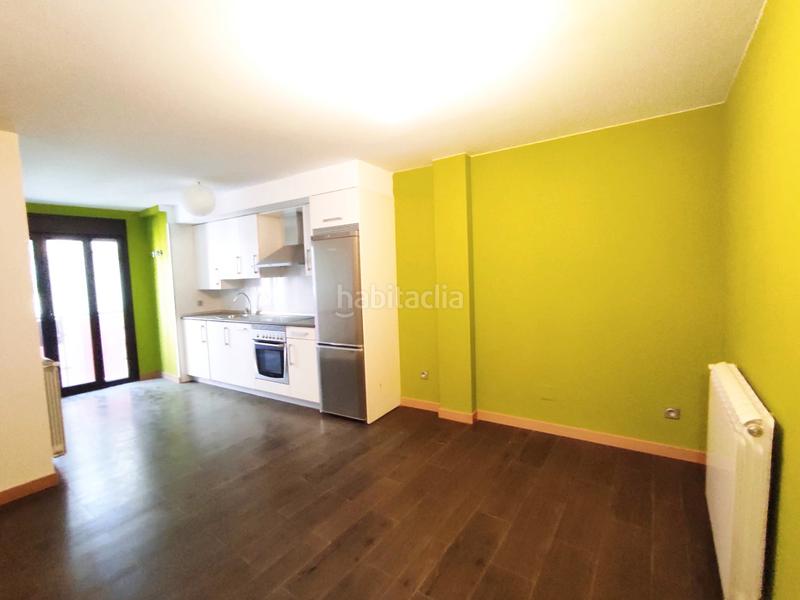 Foto 7ec20b0d-9f85-4f90-a332-d6457b2faa41. Pis a Elgoibar