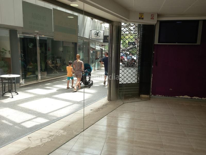 Foto 04dd4a58-6b41-4f93-8e4c-44e0ab4a3d1e. Geschäftsraum in Martinica - Ateneu Cerdanyola del Vallès