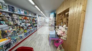 Rent Business premise in Catalunya - Fontetes. Edificio comercial  839 m2. centro