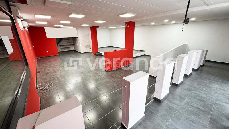 Foto 8c24ad75-1ccb-4eb0-ace6-c60776386a89. Location local commercial dans Casc Antic Ripollet