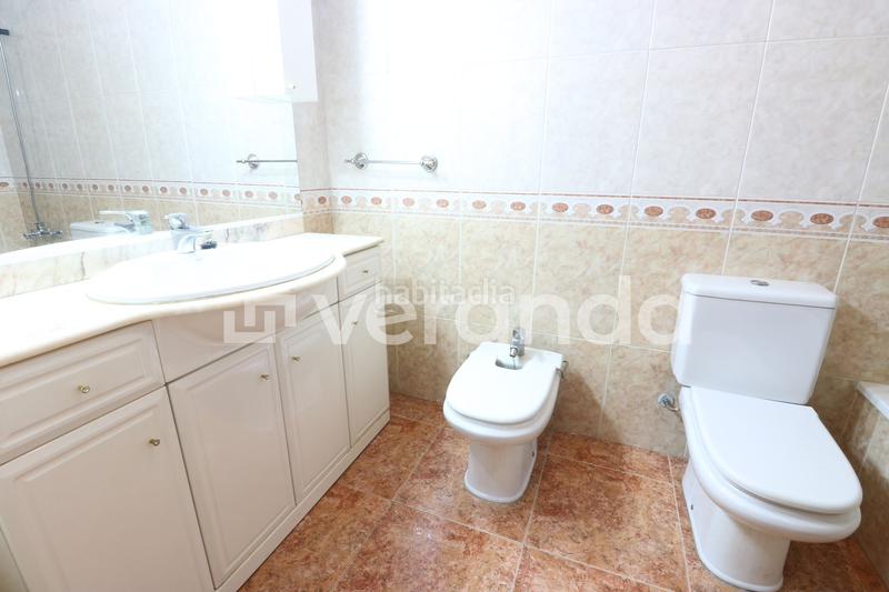 Foto 1bfaec73-8214-42d5-8821-d3b6589a38f8. Piso 4 habitacions 119 m2 zona Centre en Centre Ripollet